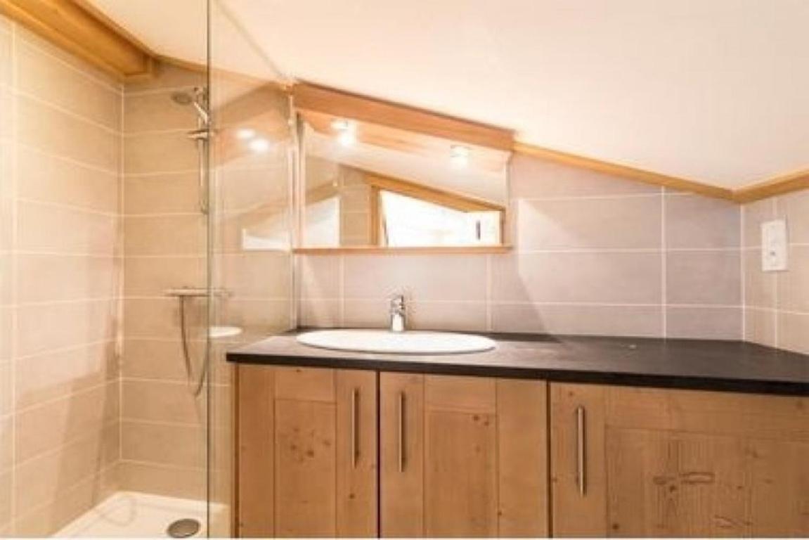 Modern 3 Bed Penthouse Apartment, Balcony & Garage, Close To Village & Ski Bus Samoens Exterior photo