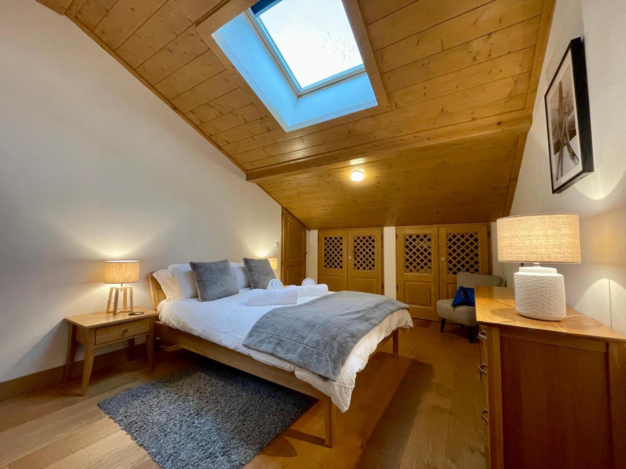 Modern 3 Bed Penthouse Apartment, Balcony & Garage, Close To Village & Ski Bus Samoens Exterior photo
